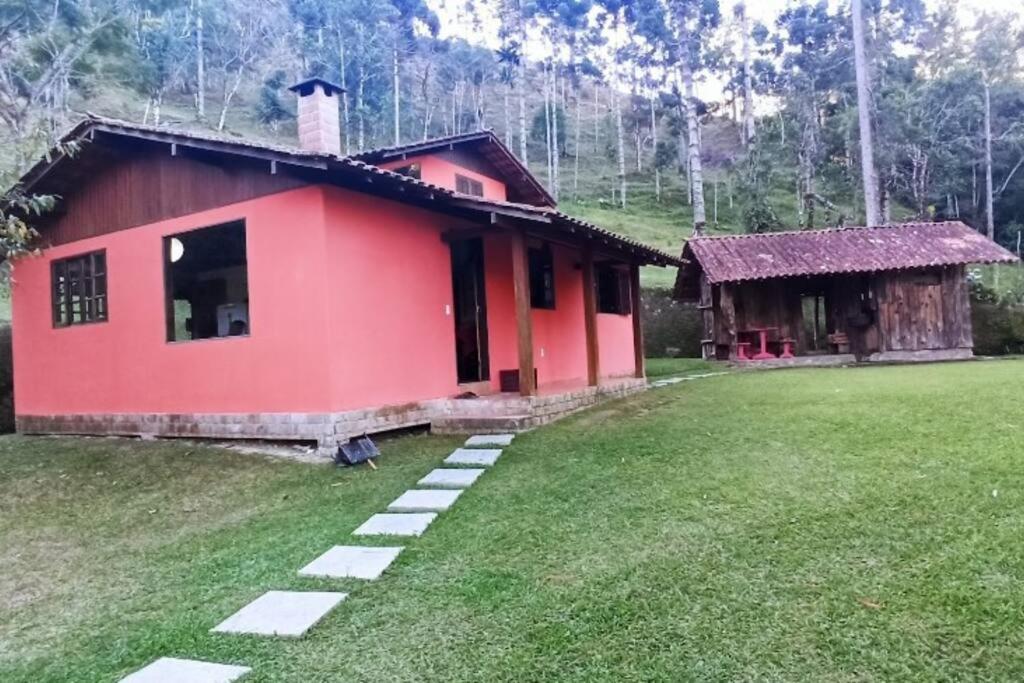 Linda Casa Em Visconde De Maua Perto Da Cachoeira Villa Buitenkant foto