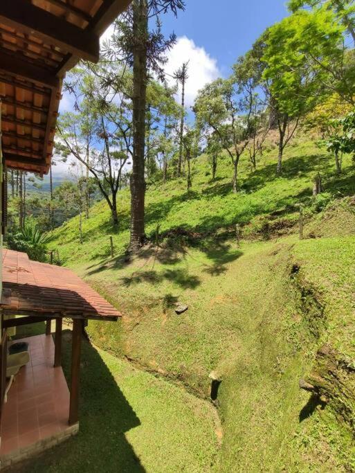 Linda Casa Em Visconde De Maua Perto Da Cachoeira Villa Buitenkant foto